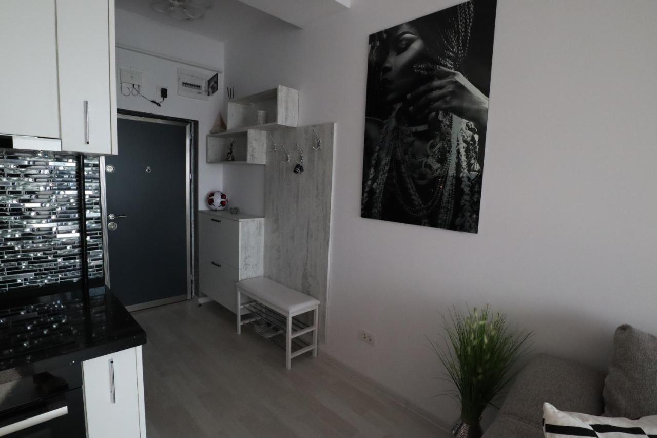 Appartement Panoramis Promenada-Cezar à Năvodari Extérieur photo