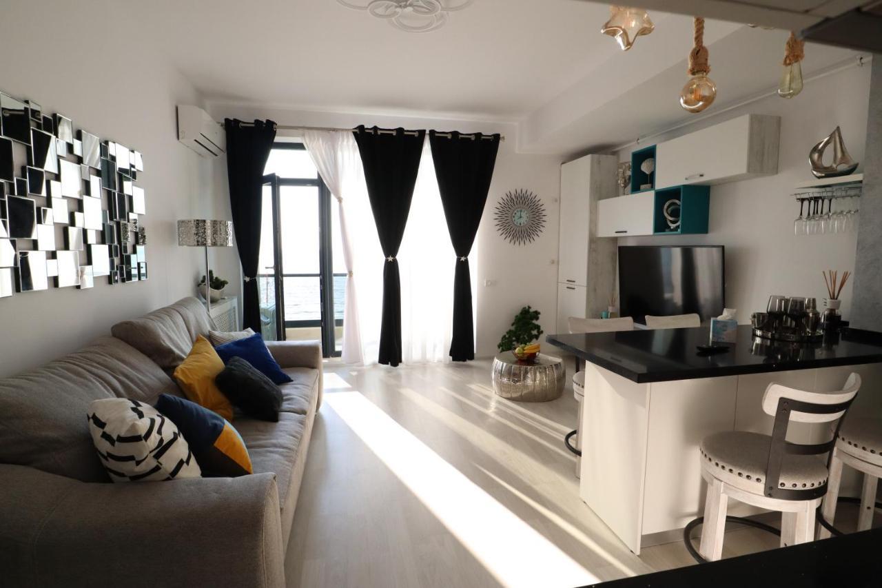 Appartement Panoramis Promenada-Cezar à Năvodari Extérieur photo