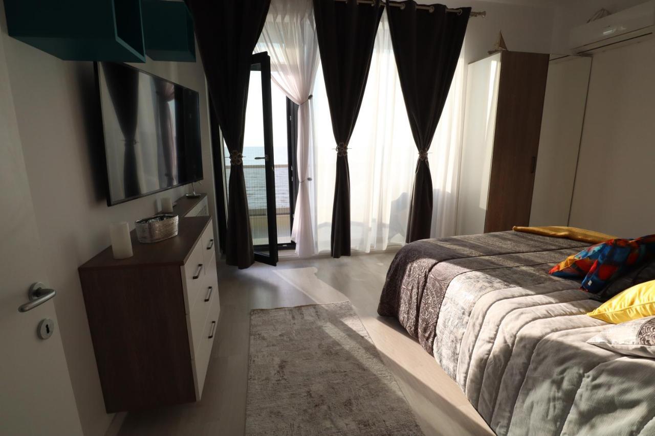 Appartement Panoramis Promenada-Cezar à Năvodari Extérieur photo